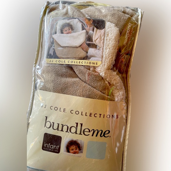 Gently Used bundle me for infant by JJ Cole - Picture 1 of 1